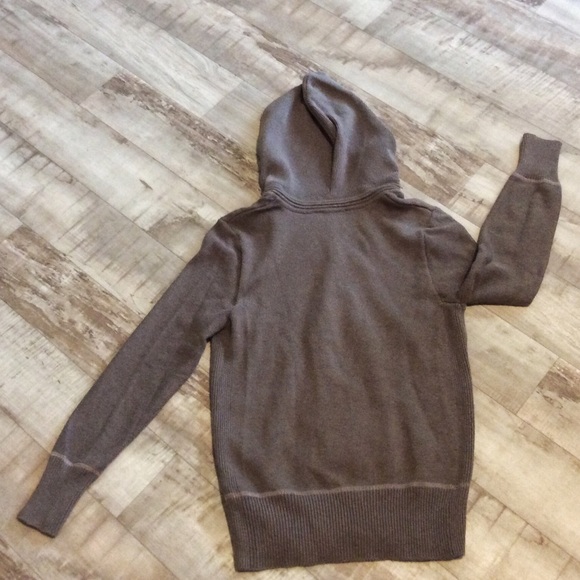 95% cotton, 5% wool. Gander Mtn - Picture 2 of 4